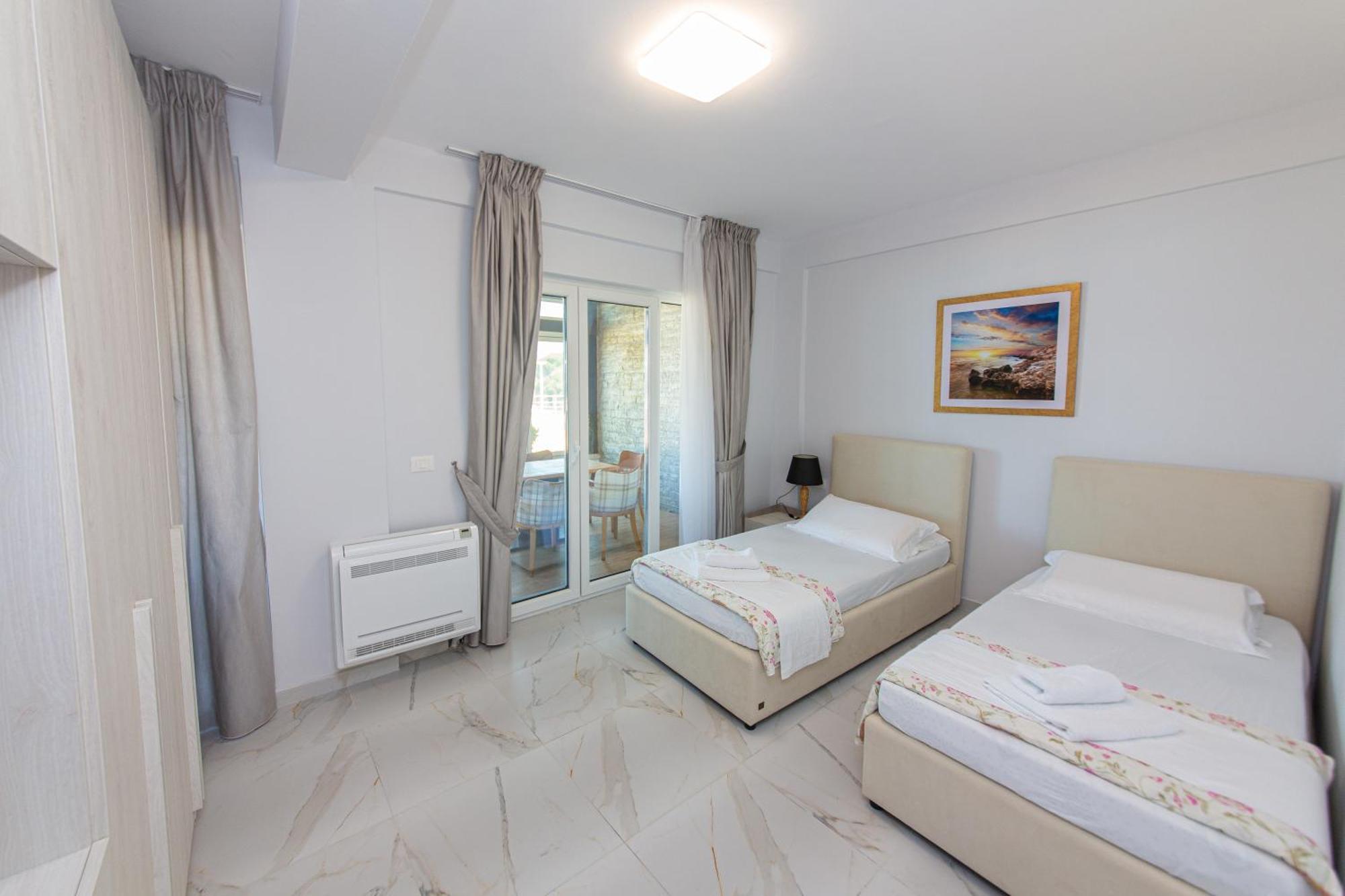 Luxury Villa 2 Vlorë Екстериор снимка