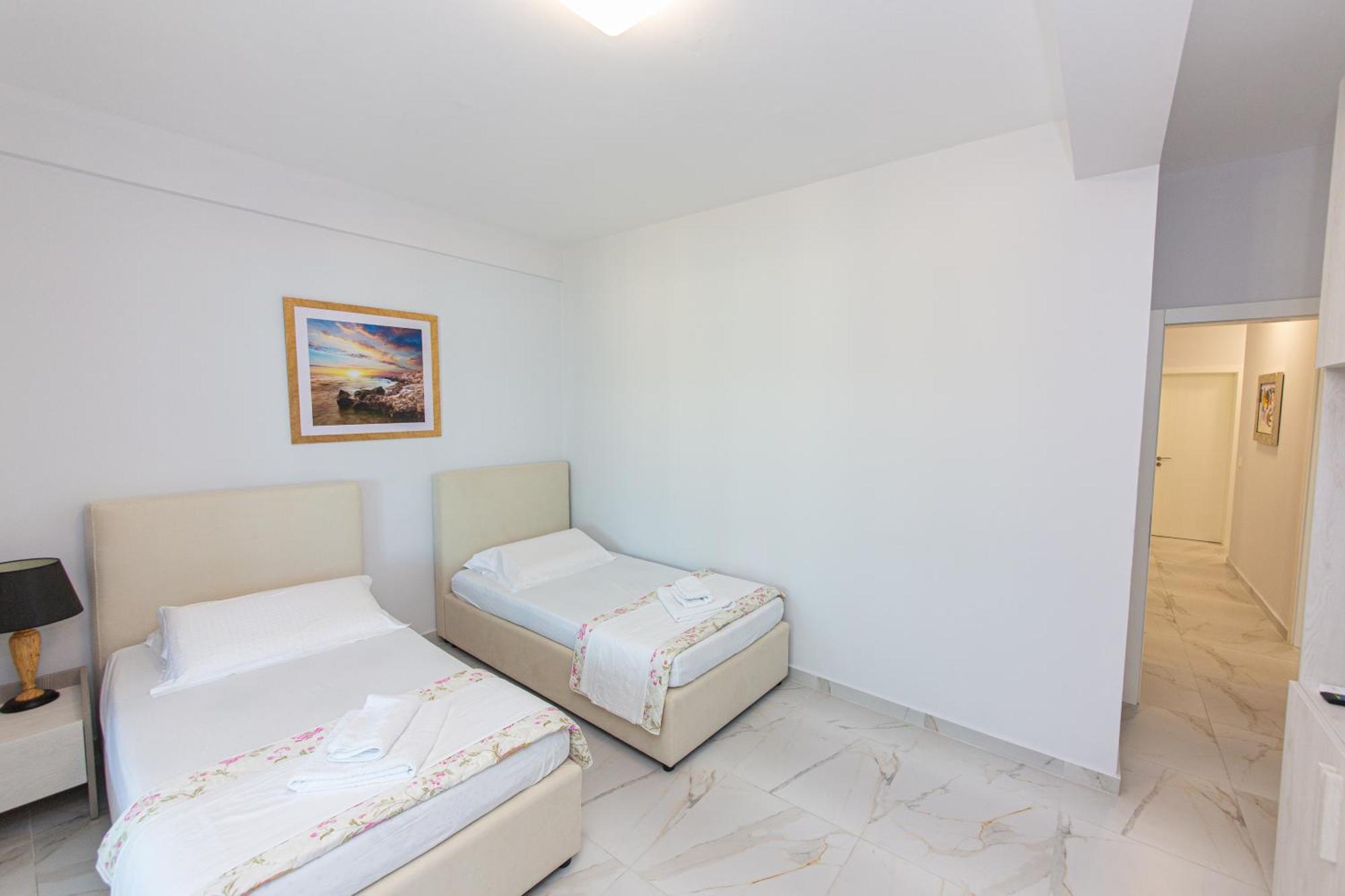 Luxury Villa 2 Vlorë Екстериор снимка